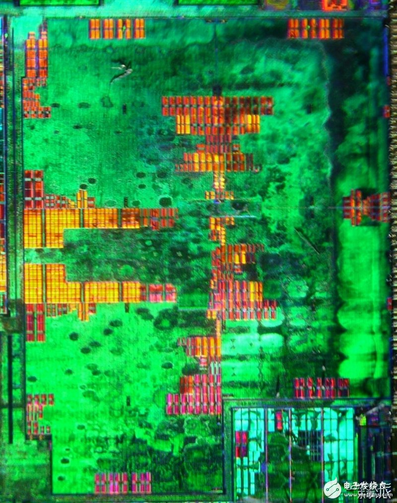 海思Kirin 920就長這樣：暴力拆解國產最強芯！