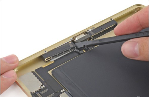iPad Air2拆機圖文詳解，2GB內(nèi)存和NFC模組