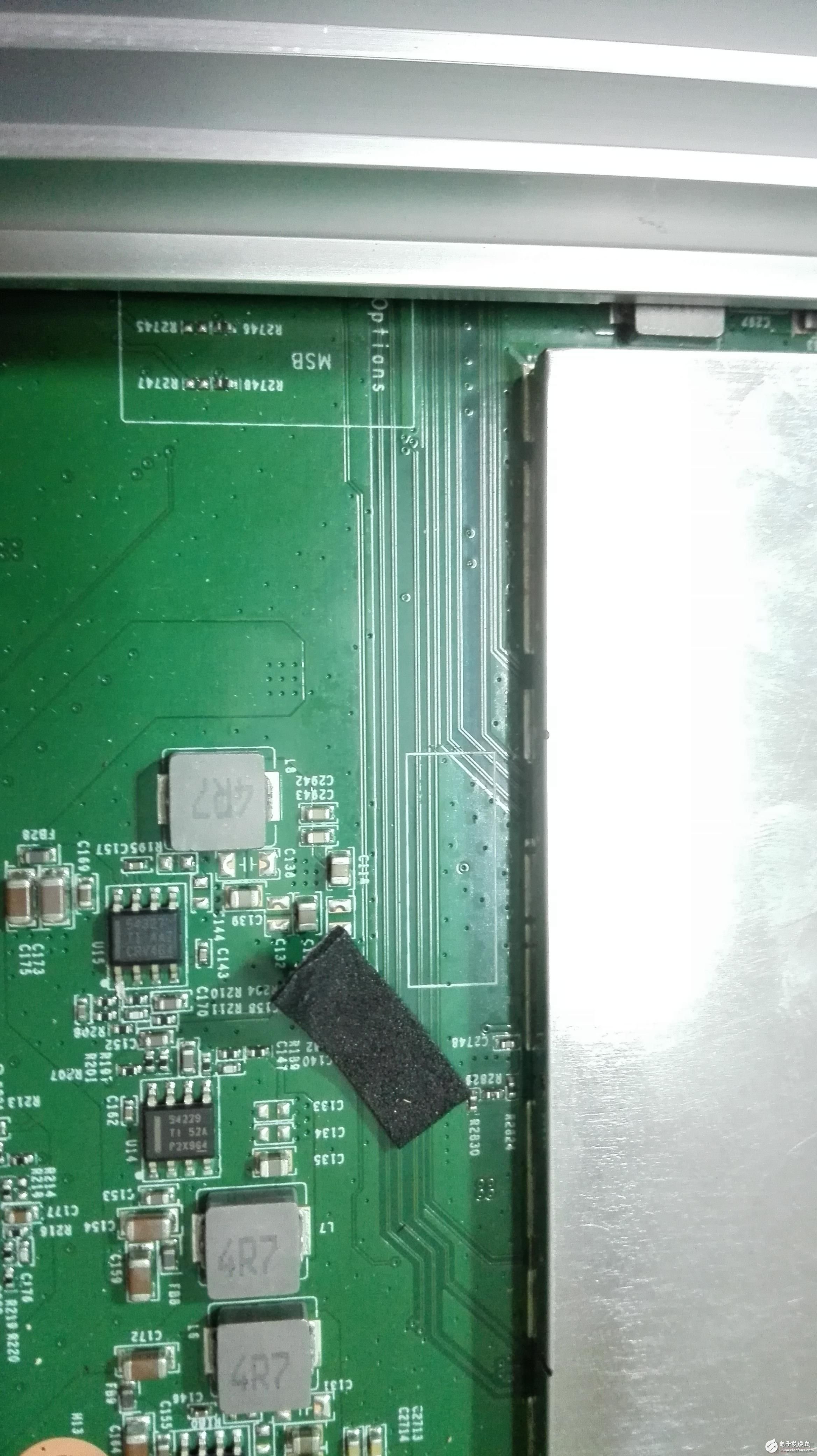 談工藝講情懷！一起來看WIFI路由器大拆解