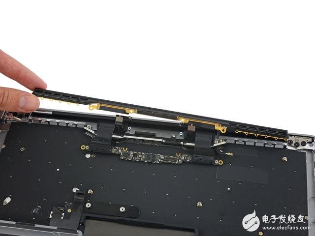 蘋果新Macbook Pro13寸拆解：集成度創新高度 搭配史上最好音質