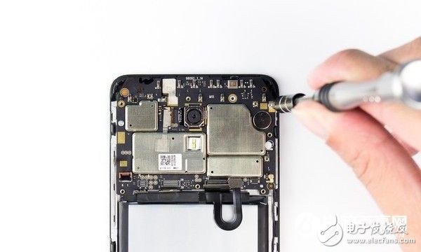 魅藍Note5拆解:深入分析魅族如何兼顧外觀與做工?