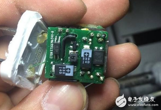 蘋果充電器拆解：廬山真面目揭秘 電路圖詳解 貴是有道理的