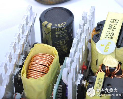 應用攢機變頻節能 鑫谷 勁翔400A賞析