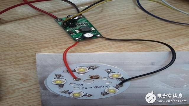 手工制作紅外遙控LED照明燈 可自動調節光度